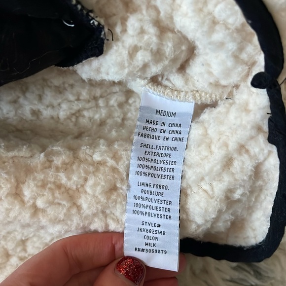 Thread & Supply Sherpa Quarter Zip Fleece Pullover - Picture 5 of 5